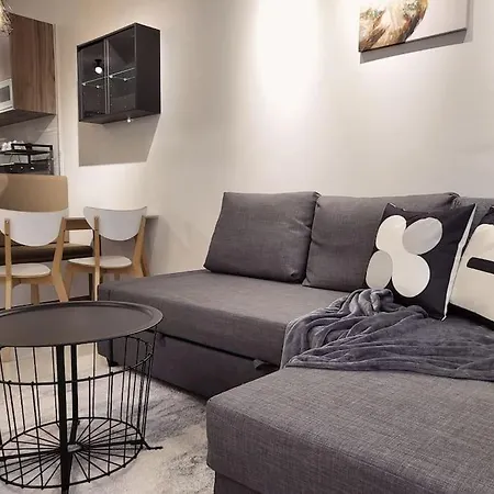 Luxury Private Cinema Experience - Free Parking Apartment Johor Bahru Exterior photo