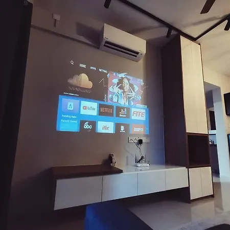 Luxury Private Cinema Experience - Free Parking Apartment Johor Bahru Exterior photo