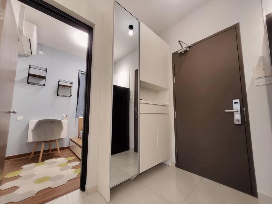 Apartment Luxury Private Cinema Experience - Free Parking *