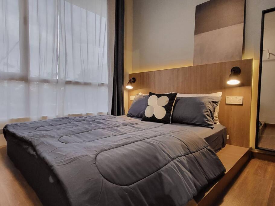 Luxury Private Cinema Experience - Free Parking * Johor Bahru